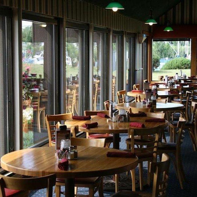 Barkers Island Inn Resort & Conference Center Superior Restoran fotoğraf